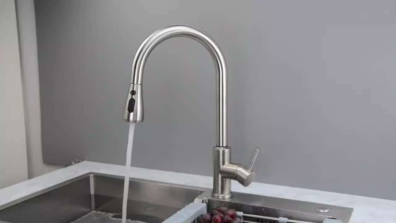 304 stainless steel kitchen faucet, hot and cold water pull-out vegetable basin sink faucet